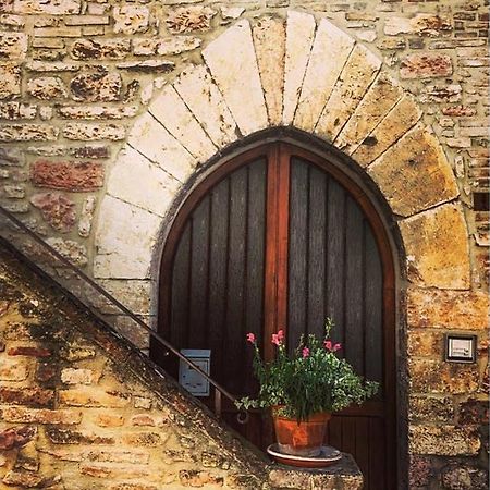 Assisi Anfiteatro Romano Extérieur photo