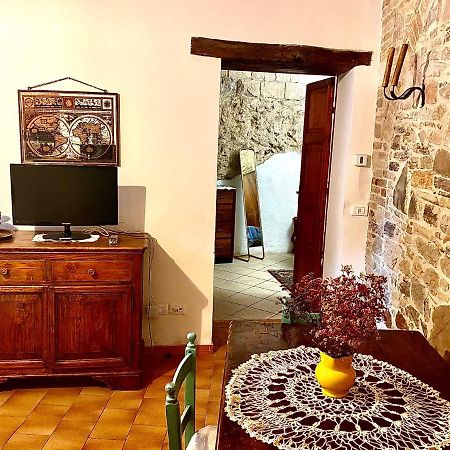 Assisi Anfiteatro Romano Extérieur photo